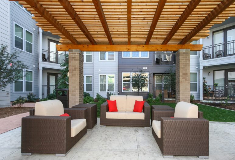Courtyard 1 1 1024x696