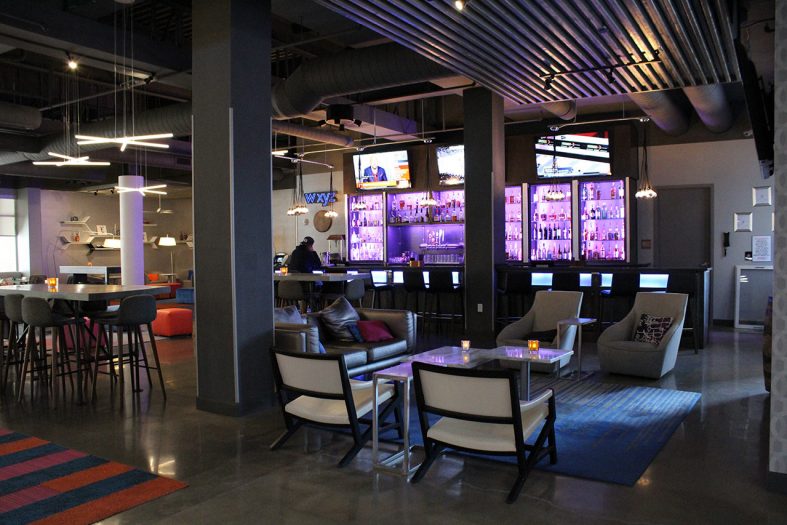 Humphreys Partners Architects Aqua on the Levee Bar