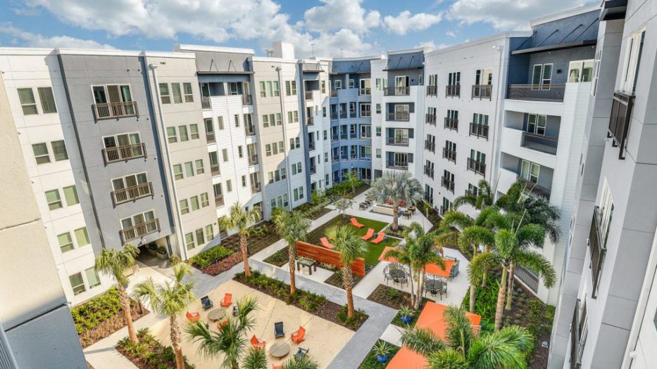 Humphreys Partners Architects Aurora Residences Courtyard