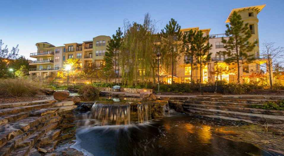 Humphreys Partners Architects Boardwalk at Town Center Pond