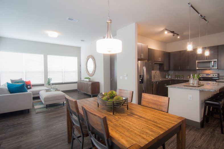 Humphreys Partners Architects Encore at Forest Park Unit