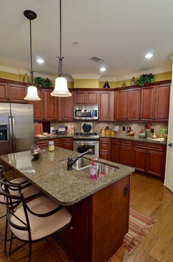 Humphreys Partners Architects Grant Park Residences Kitchen
