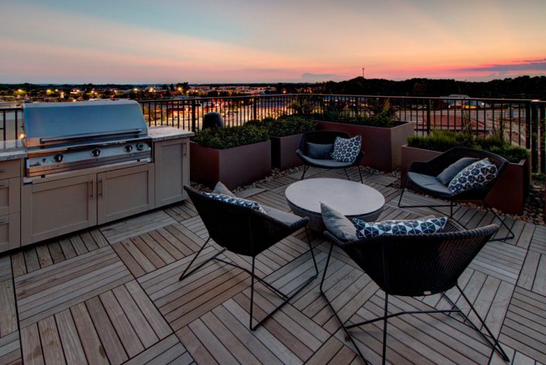 Humphreys Partners Architects Novel Providence Farm Roof Patio