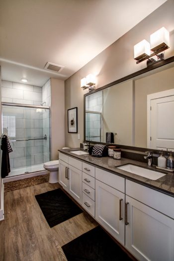 Humphreys Partners Architects Novel Providence Farm Unit Bathroom