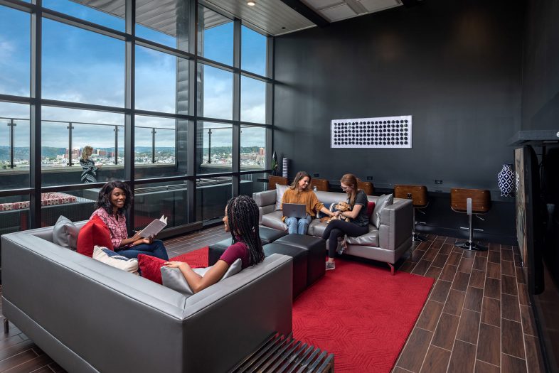 Humphreys Partners Architects One On Centre Lounge