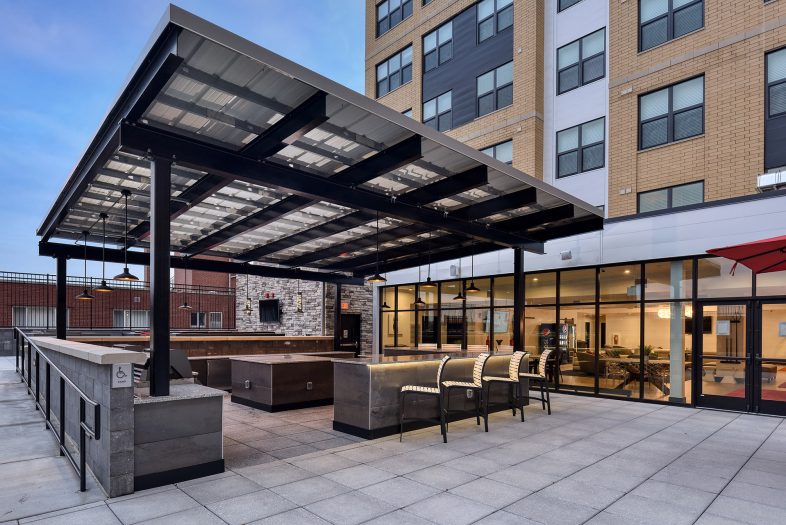 Humphreys Partners Architects One On Centre Patio Grills