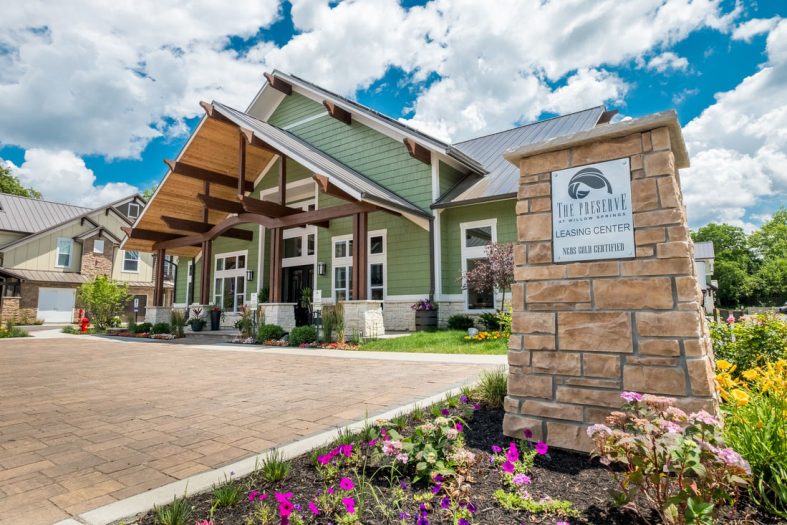 Humphreys Partners Architects Preserve at Willow Springs Leasing Center
