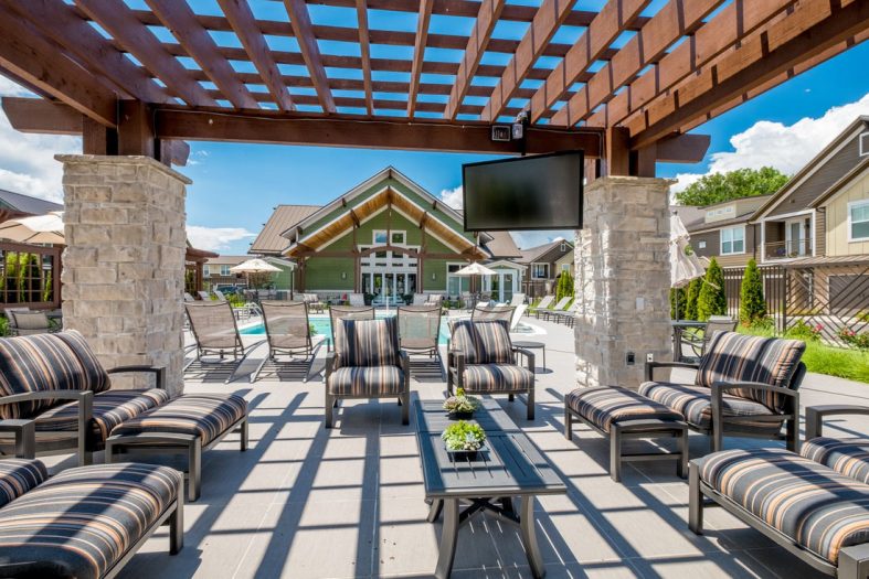 Humphreys Partners Architects Preserve at Willow Springs Pool