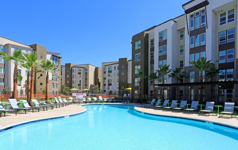 Humphreys Partners Architects The Crossing Poolside View