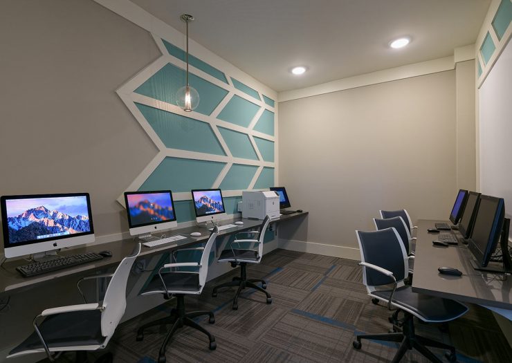 Humphreys Partners Architects The Standard at Gainesville Computer Room