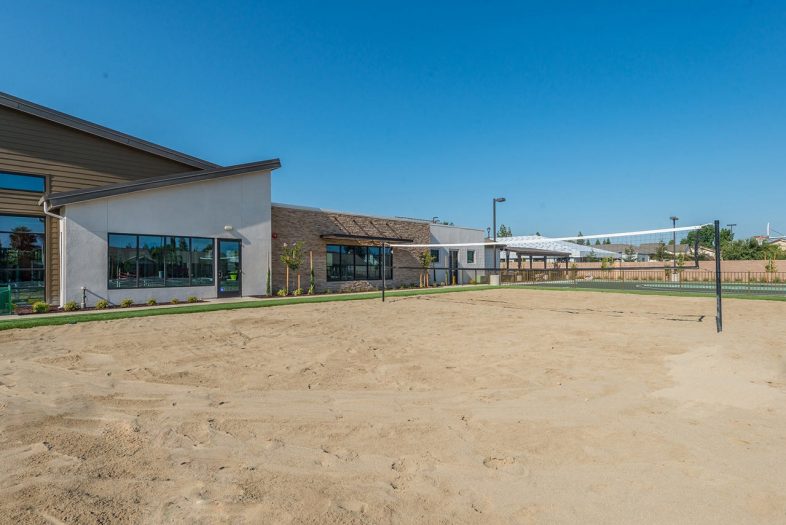 Humphreys Partners Architects The Vista Volleyball Court