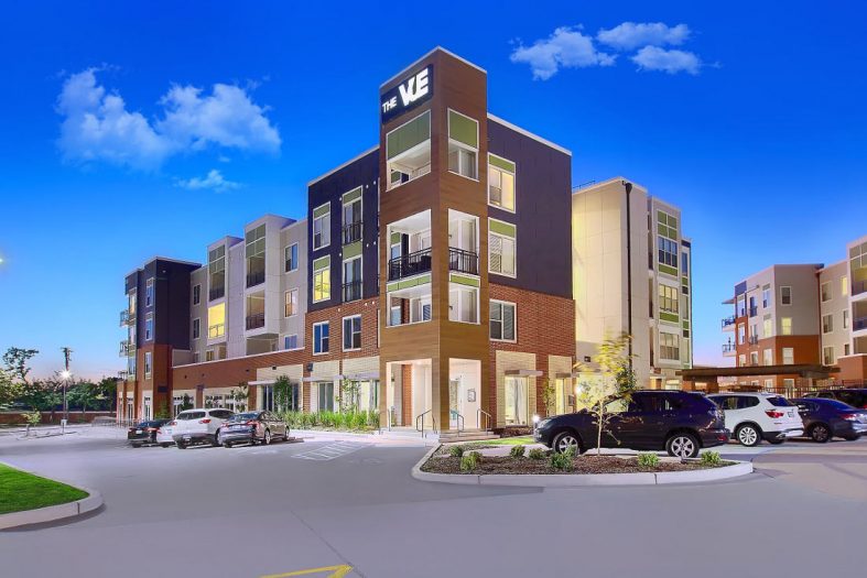 Humphreys Partners Architects The Vue at Creve Coeur Exterior