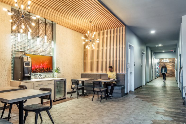 Humphreys Partners Architects Uncommon Columbus Drink Area