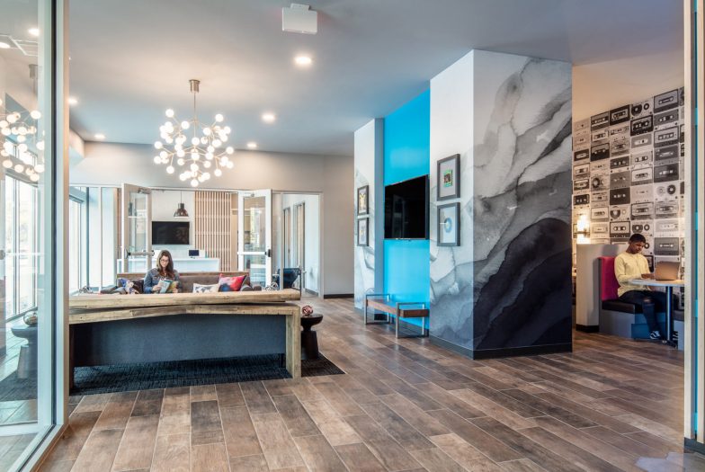Humphreys Partners Architects Uncommon Columbus Lounge