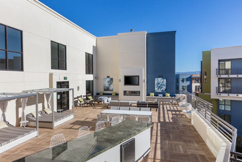 Humphreys Partners Architects Vista 99 Roof