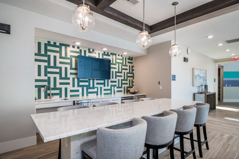 Humphreys Partners Architects Waterford at Sugar Creek Clubhouse Bar