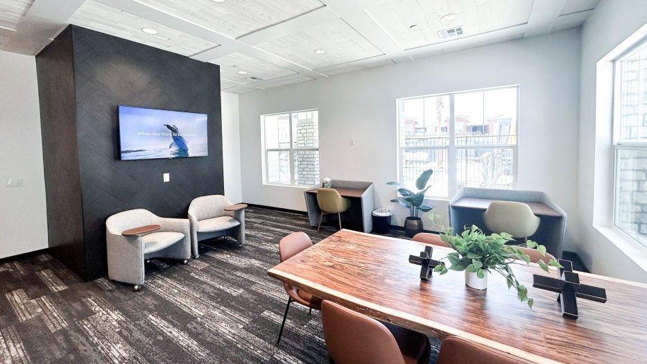 ThePlazaTaos_Apartments_ChandlerAZ_CoWorking_1