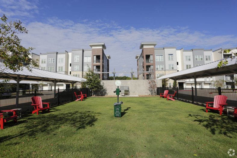 enclave at woodland lakes conroe tx building 2